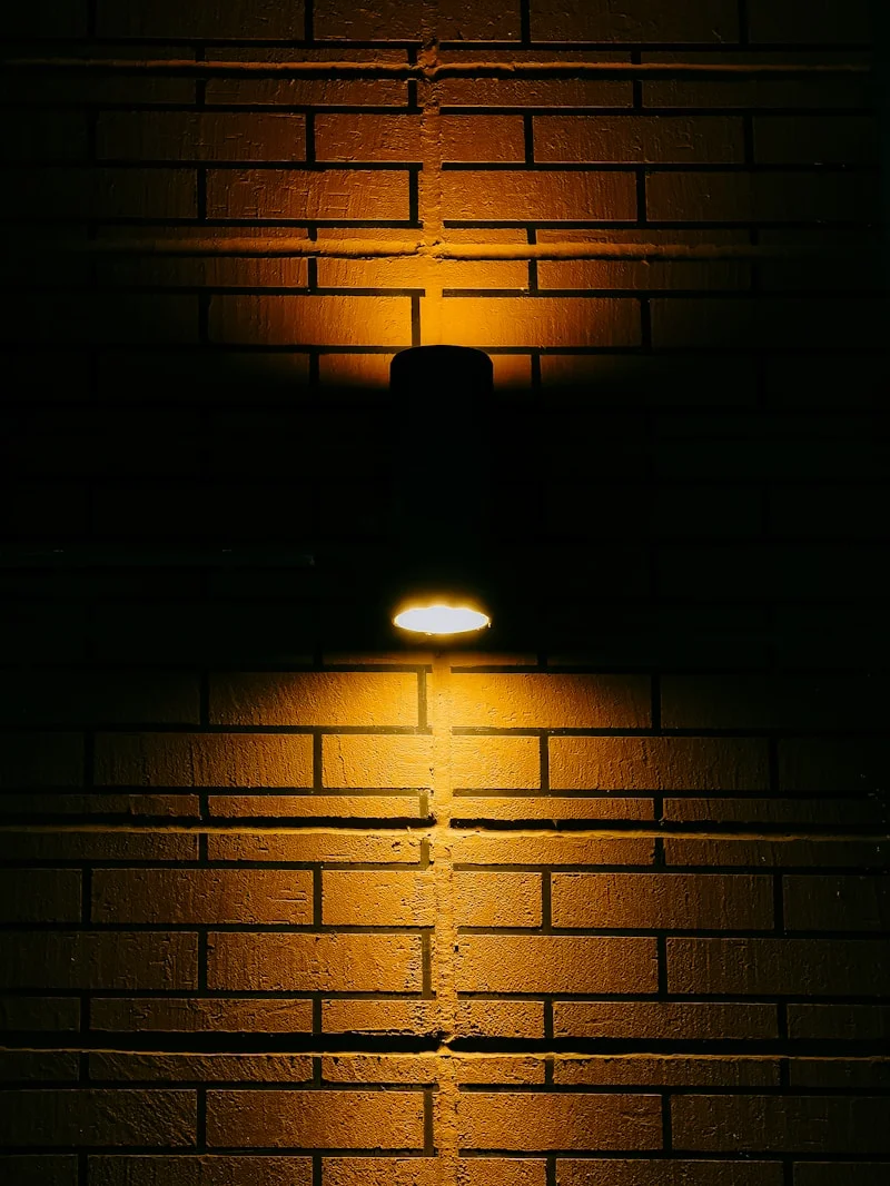 Outdoor Wall Lights & Facade Lighting in UAE: Design & Selection Guide